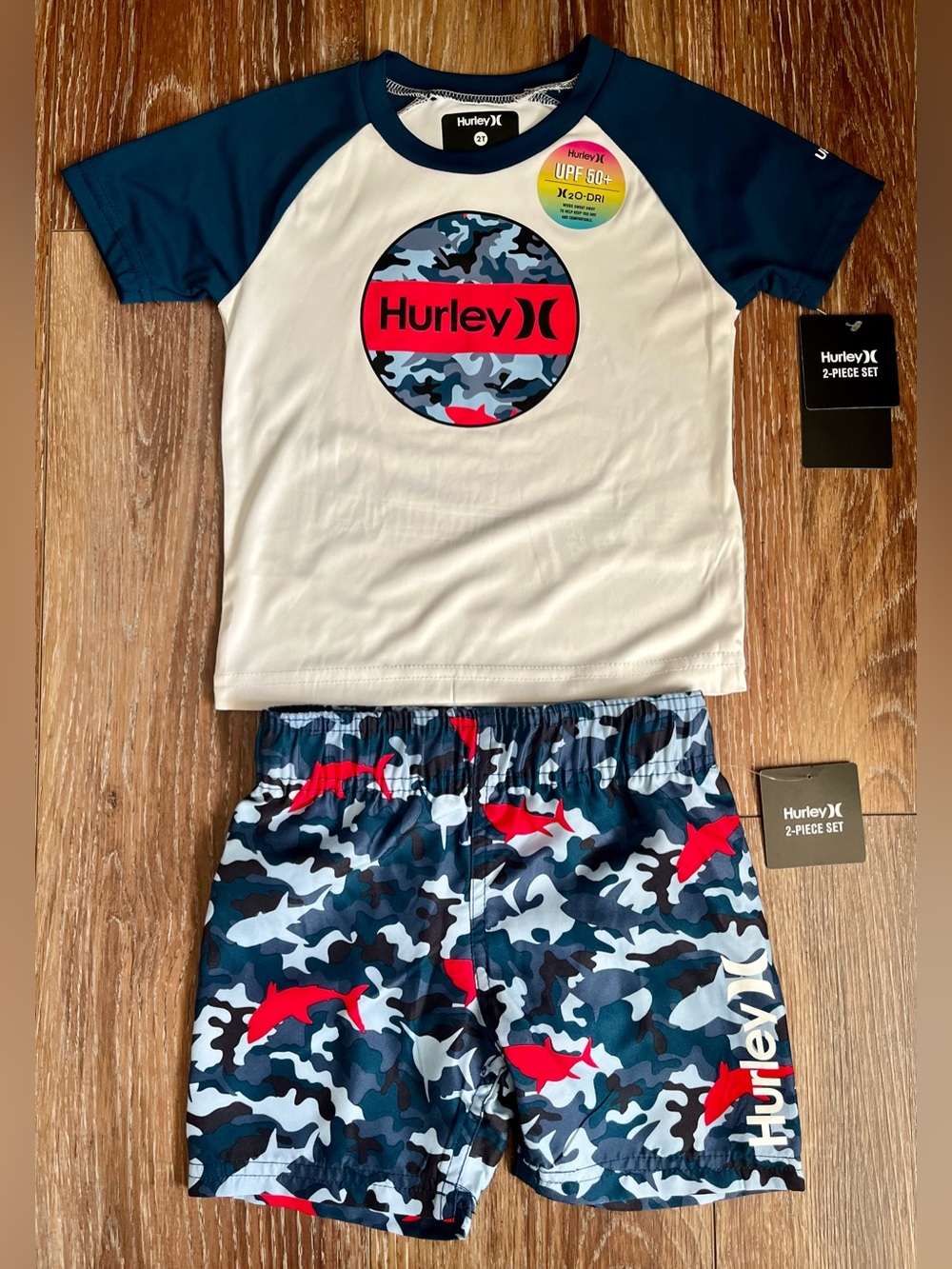 Hurley Boy’s Swim Trunk & UPF 50 Rashguard Set Size 2T